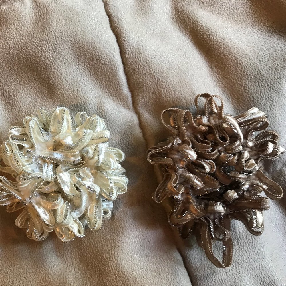 hair scrunchies